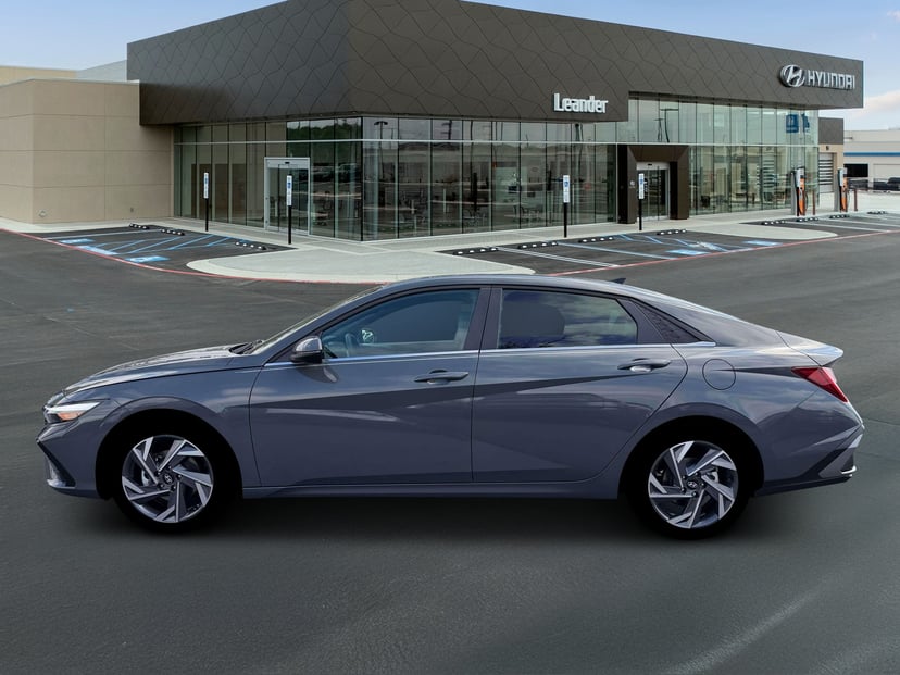 2026 Hyundai Elantra - Image 3