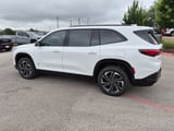 2026 Buick Enclave - Preview 6