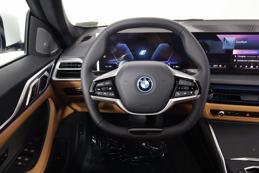 2026 BMW i4 - Image 2