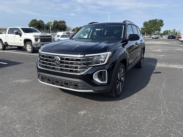 2026 Volkswagen Atlas - Image 1