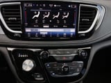 2025 Chrysler Pacifica - Preview 4
