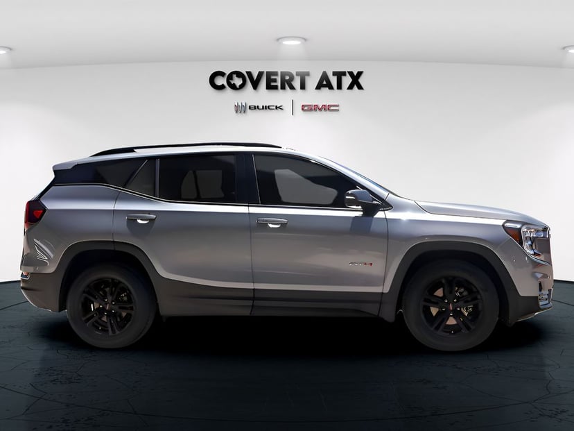 2024 GMC Terrain - Image 3