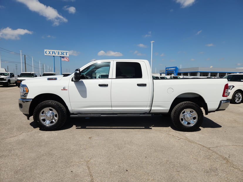 2024 Ram 2500 - Image 3