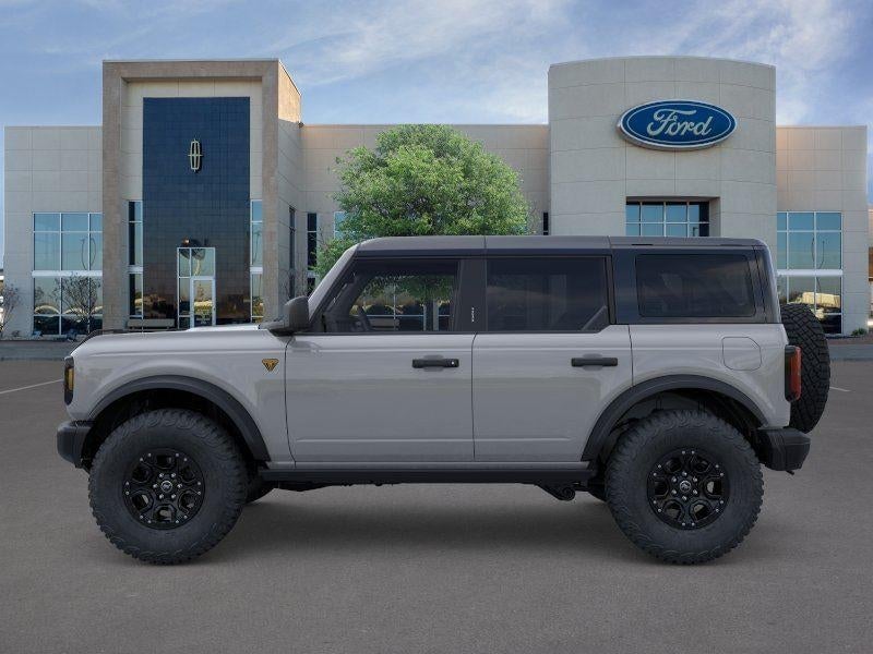 2026 Ford Bronco - Image 2
