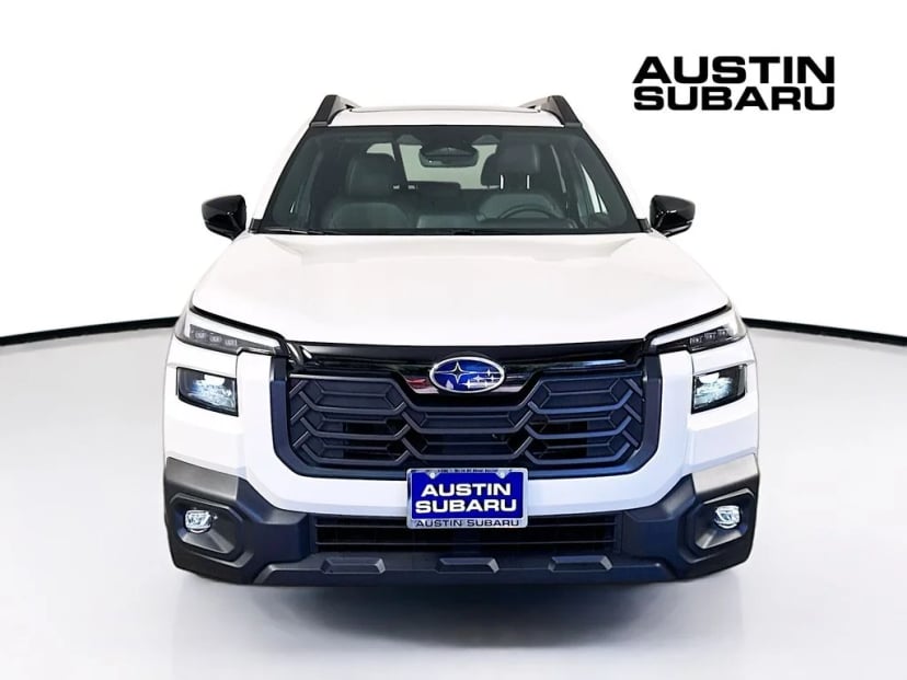 2026 Subaru Outback Premium 4D Sport Utility White - Image 3