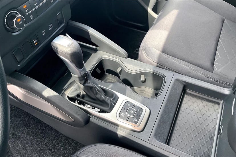 2026 Nissan Frontier - Image 3