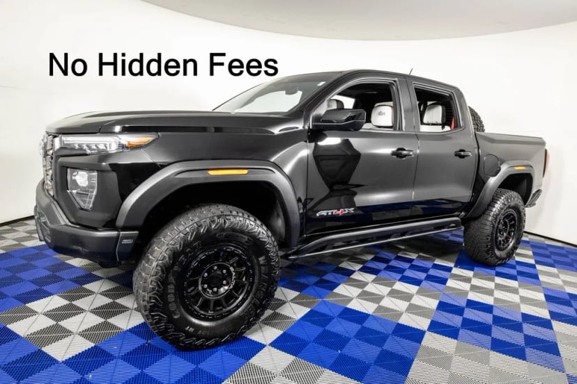 2024 GMC Canyon - Image 1
