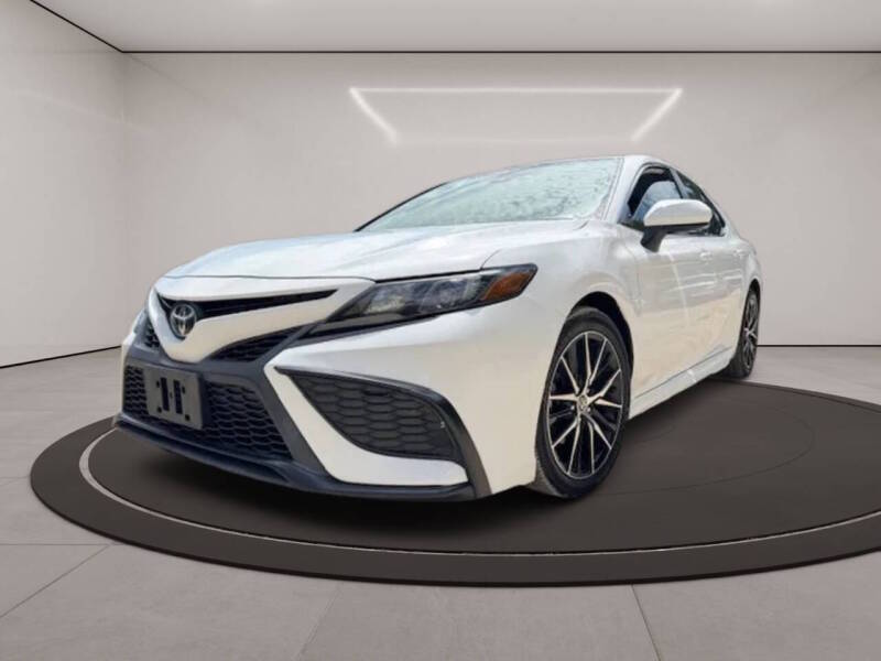 2021 Toyota Camry - Image 1