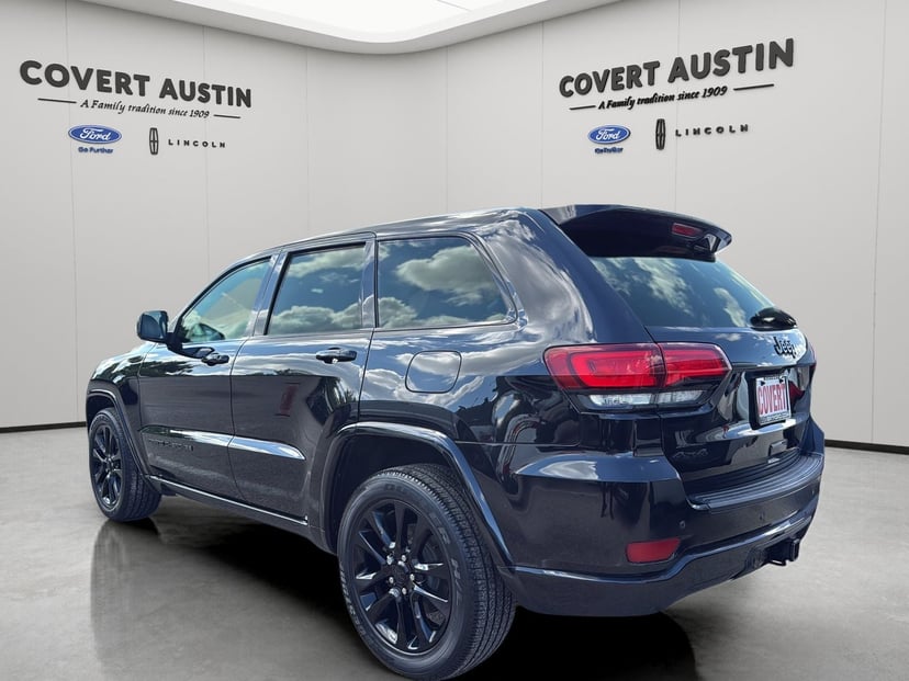 2019 Dodge Grand Cherokee - Image 3
