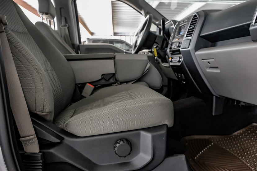 2016 Ford F-150 - Image 2