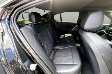 2024 BMW 530i - Image 3