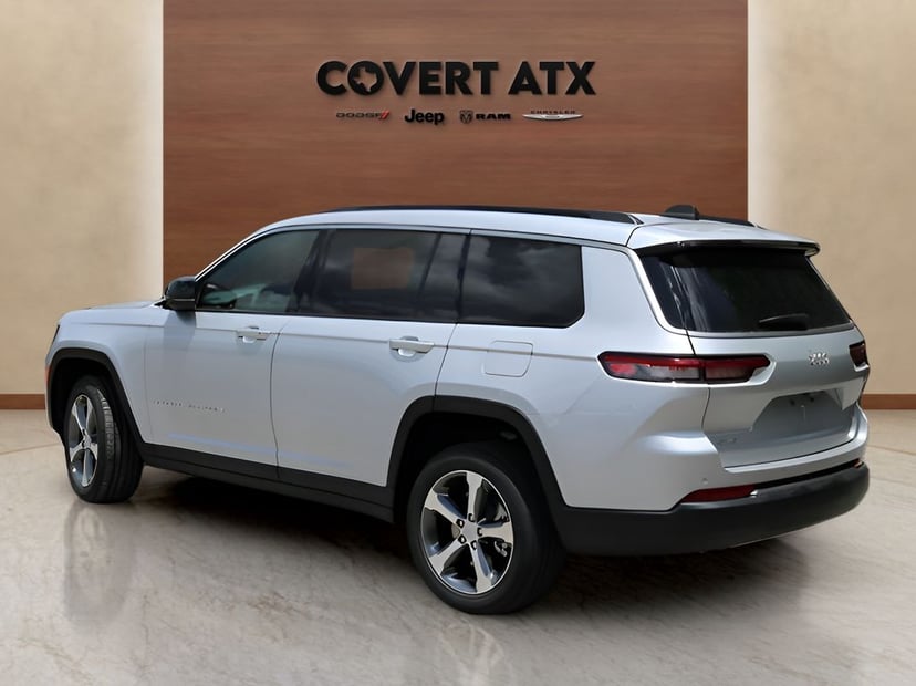 2026 Jeep Grand Cherokee L - Image 2