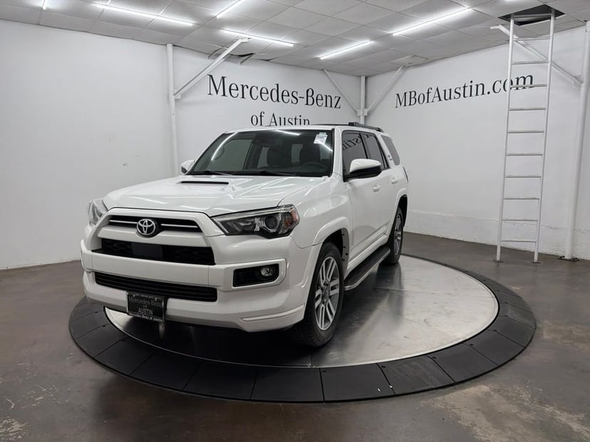 2023 Toyota 4-Runner - Image 3