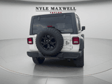 2021 Jeep Wrangler - Preview 6