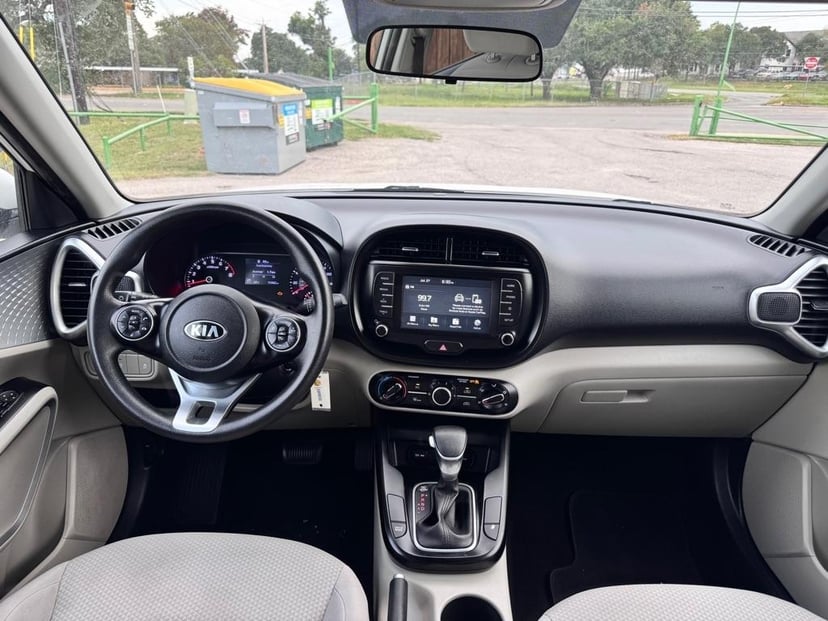 2020 Kia Soul - Image 3