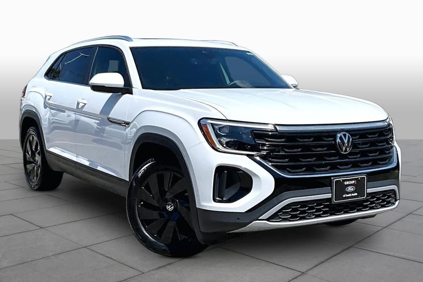 2025 Volkswagen Atlas Cross Sport - Image 3