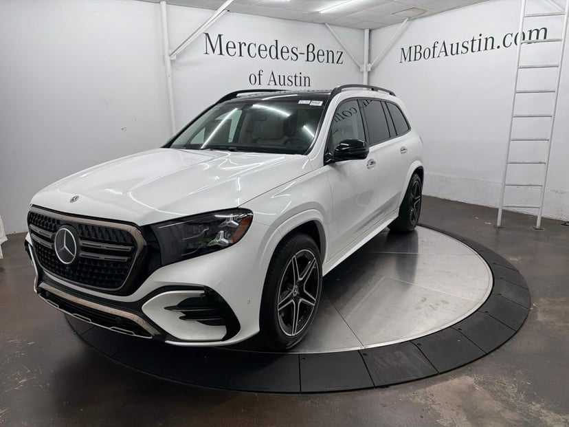 2027 Mercedes-Benz GLS - Image 1