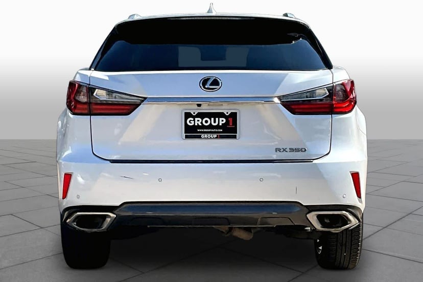 2017 Lexus RX - Image 3