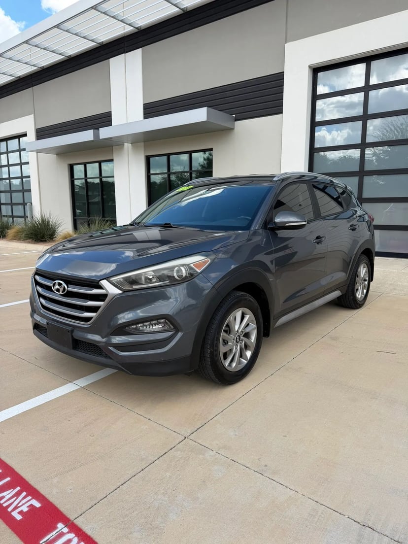 2017 Hyundai Tucson - Image 1