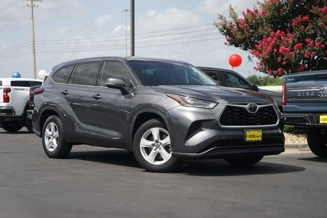 2021 Toyota Highlander - Image 1
