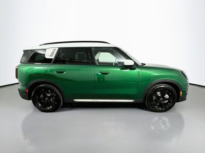 2027 MINI Countryman - Image 3