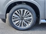 2025 INFINITI QX80 - Preview 10