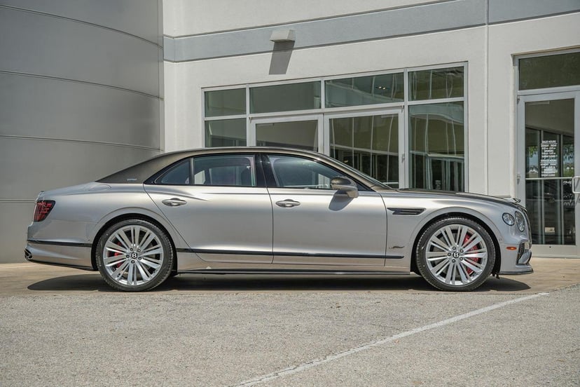 2025 Bentley Flying Spur - Image 3