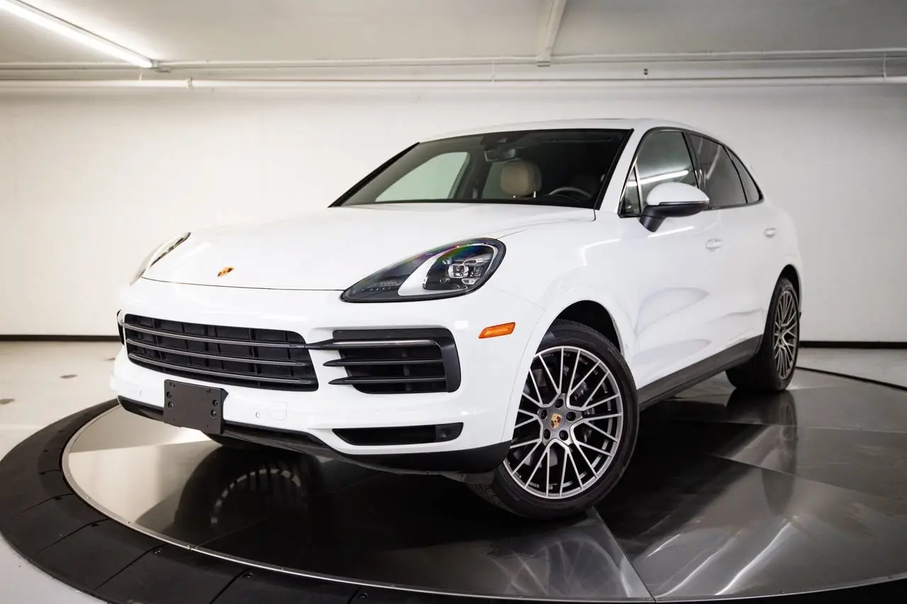 2023 Porsche Cayenne - Image 1