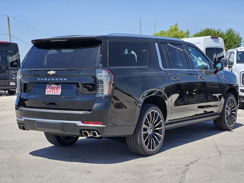 2026 Chevrolet Suburban - Image 3