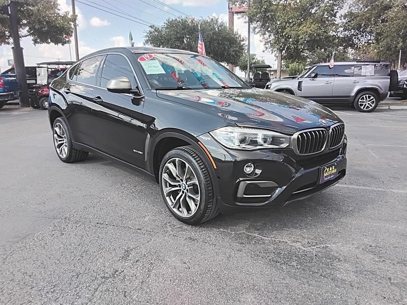 2019 BMW X6 - Image 1