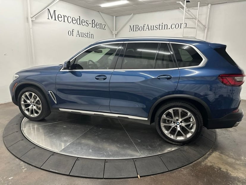 2020 BMW X5 - Image 2