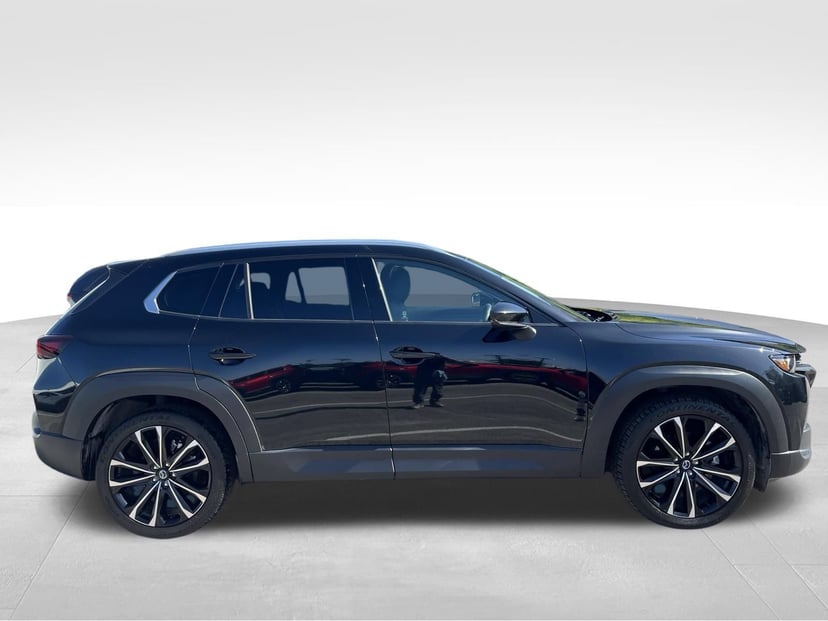 2023 Mazda CX-50 - Image 2