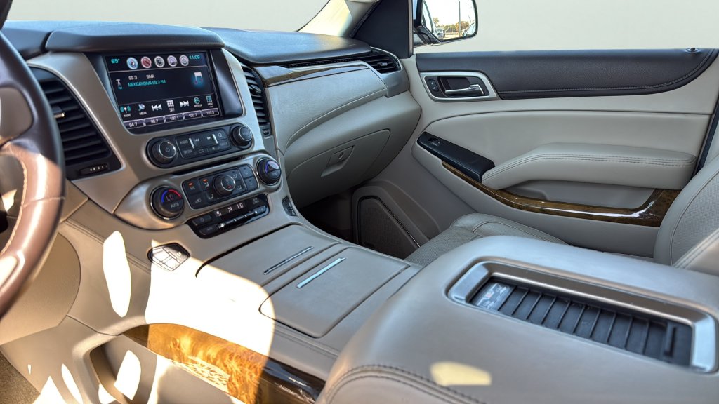 2017 GMC Yukon XL - Preview 15