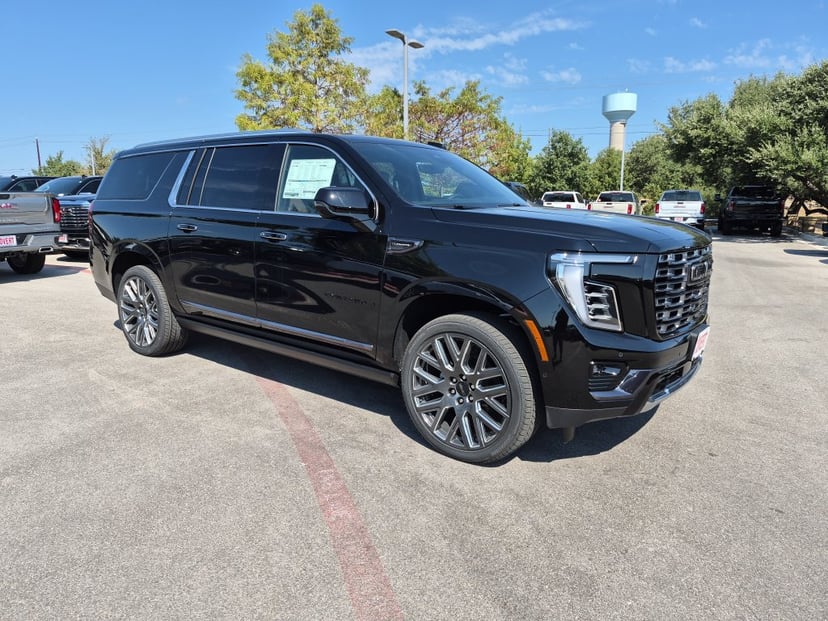 2026 GMC Yukon XL - Image 1