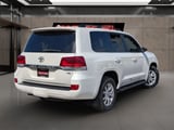 2018 Toyota Land Cruiser - Preview 7