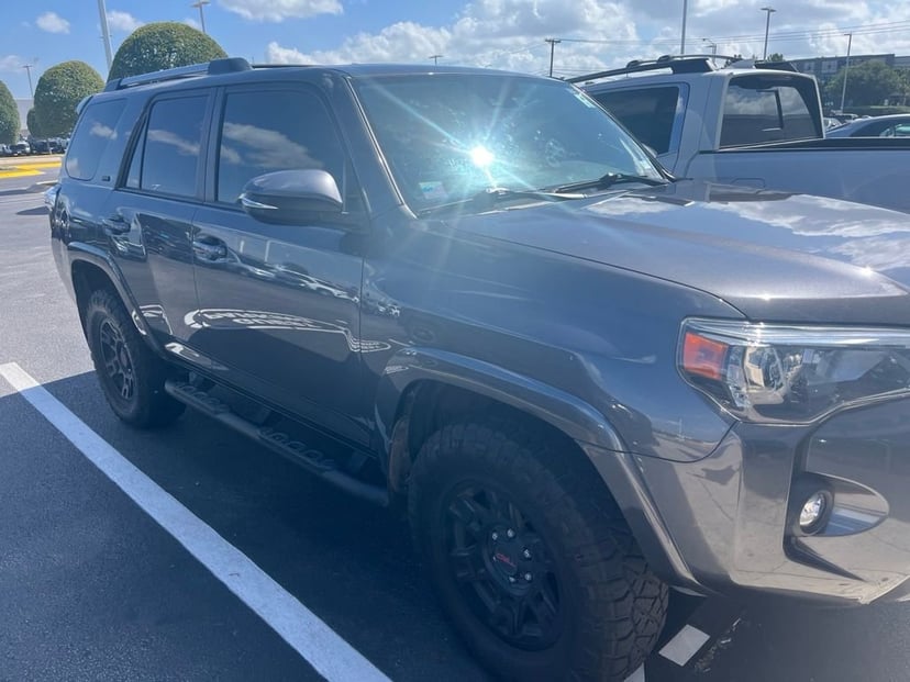 2022 Toyota 4-Runner - Image 2