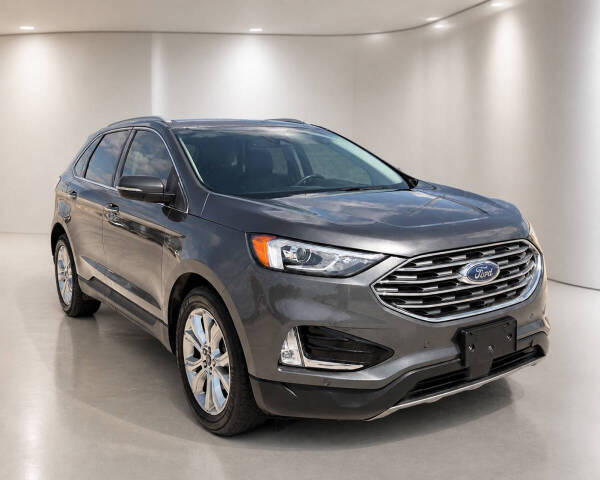 2020 Ford Edge - Image 1