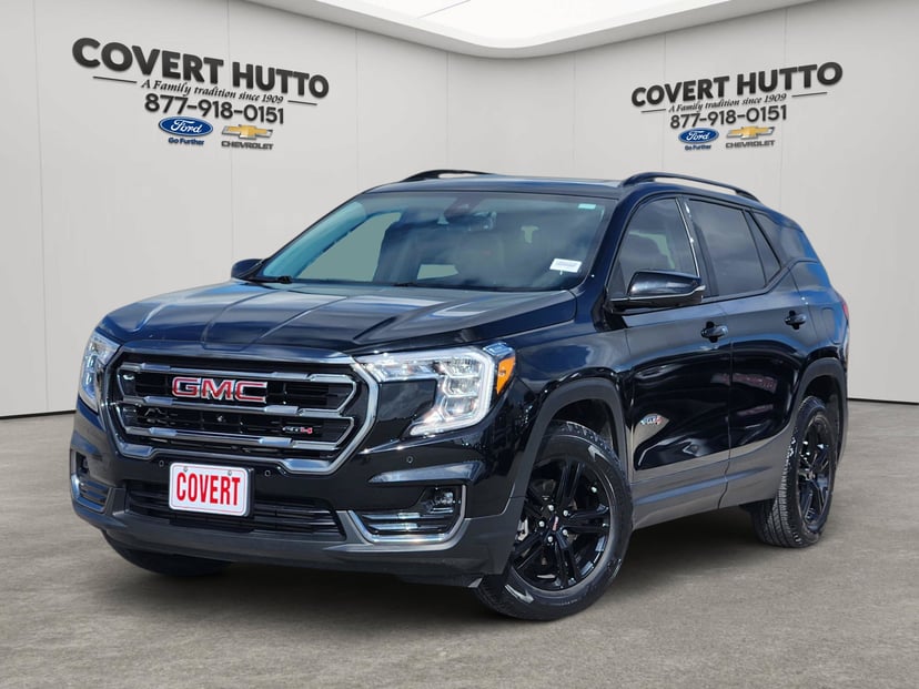 2023 GMC Terrain - Image 1