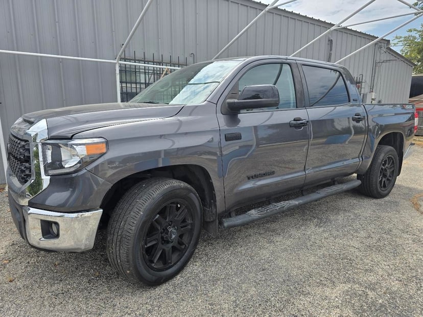 2021 Toyota Tundra - Image 1