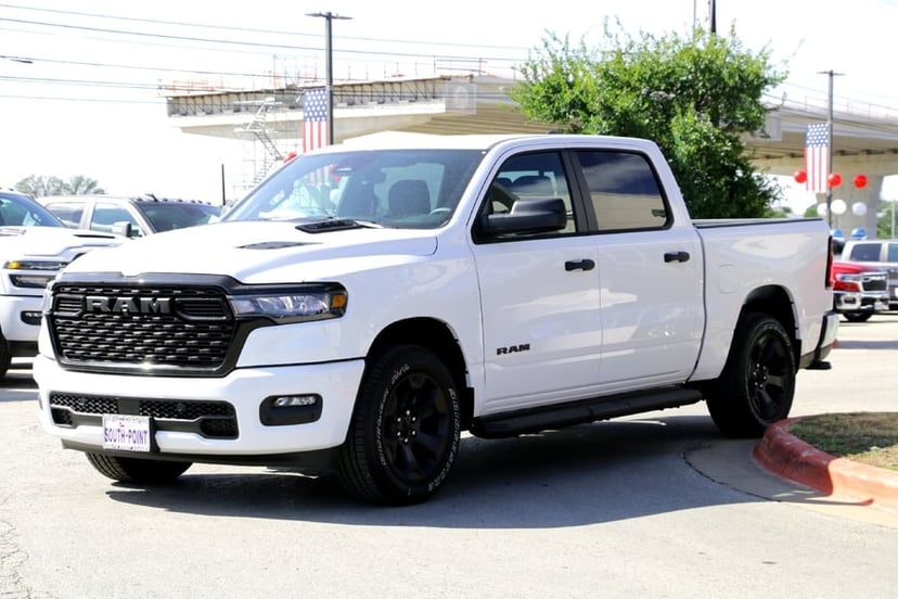 2026 Ram 1500 - Image 2