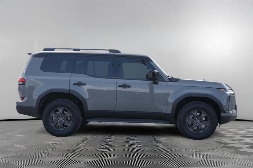 2024 Lexus GX - Image 1
