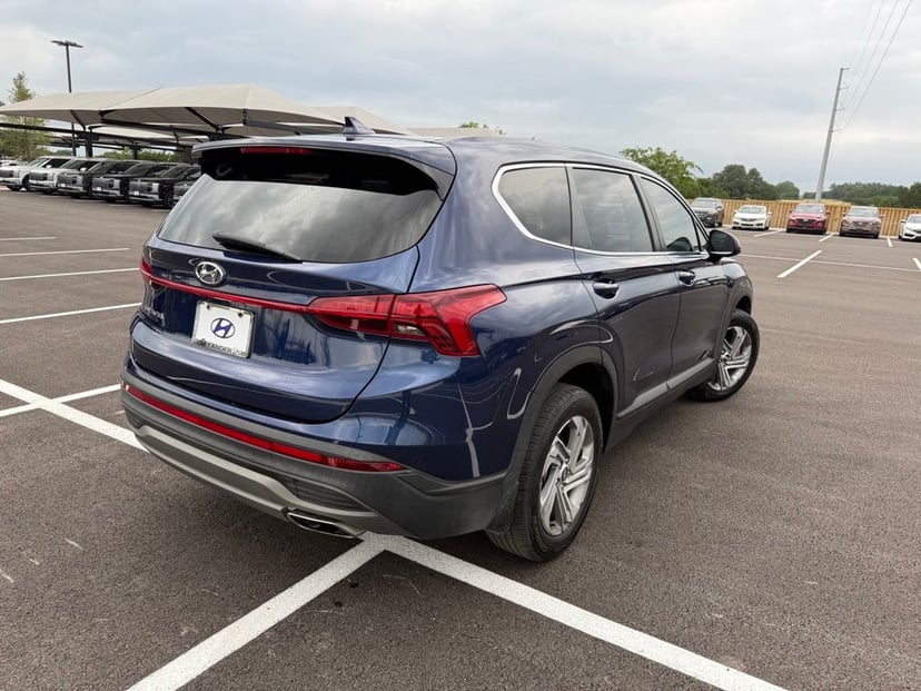 2023 Hyundai Santa Fe - Image 3