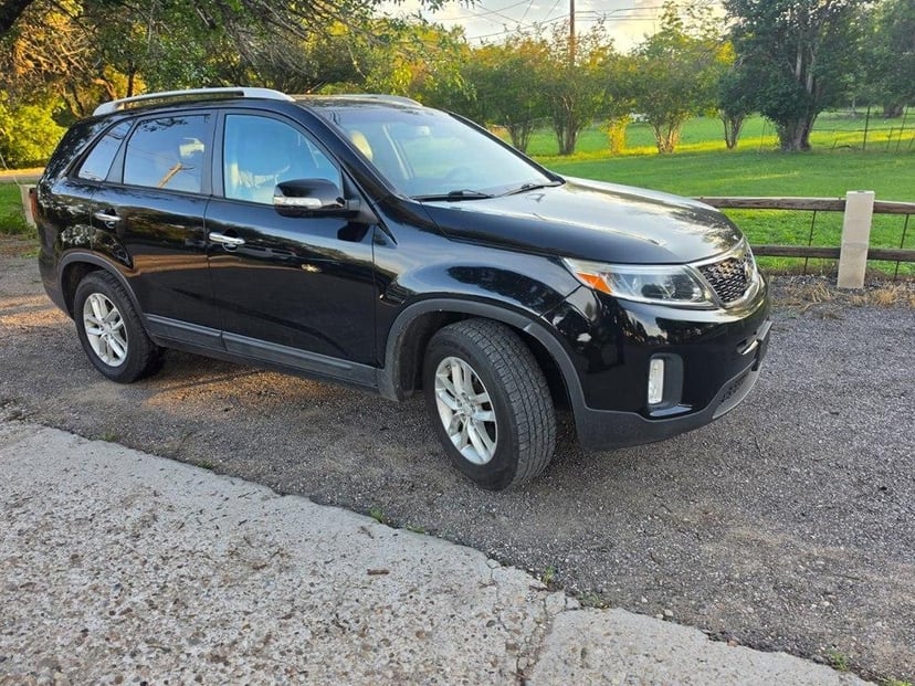 2015 Kia Sorento - Image 1