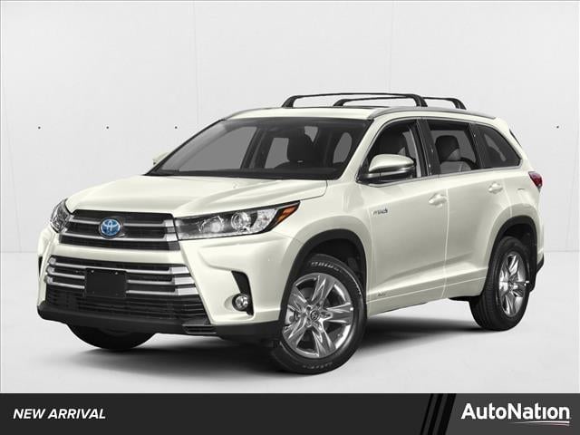 2017 Toyota Highlander - Image 1
