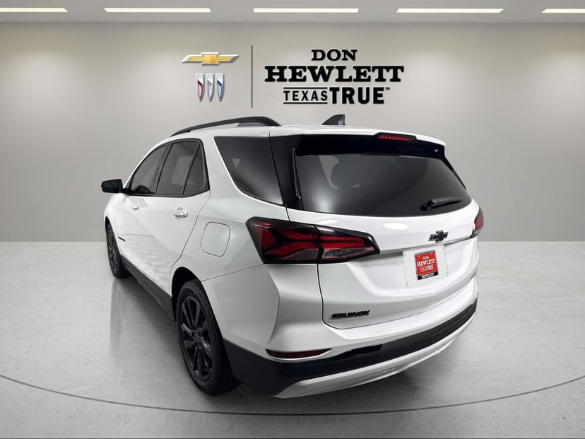 2023 Chevrolet Equinox - Image 3
