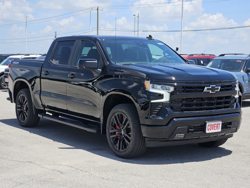 2026 Chevrolet Silverado - Image 3