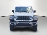 2025 Jeep Gladiator - Preview 2