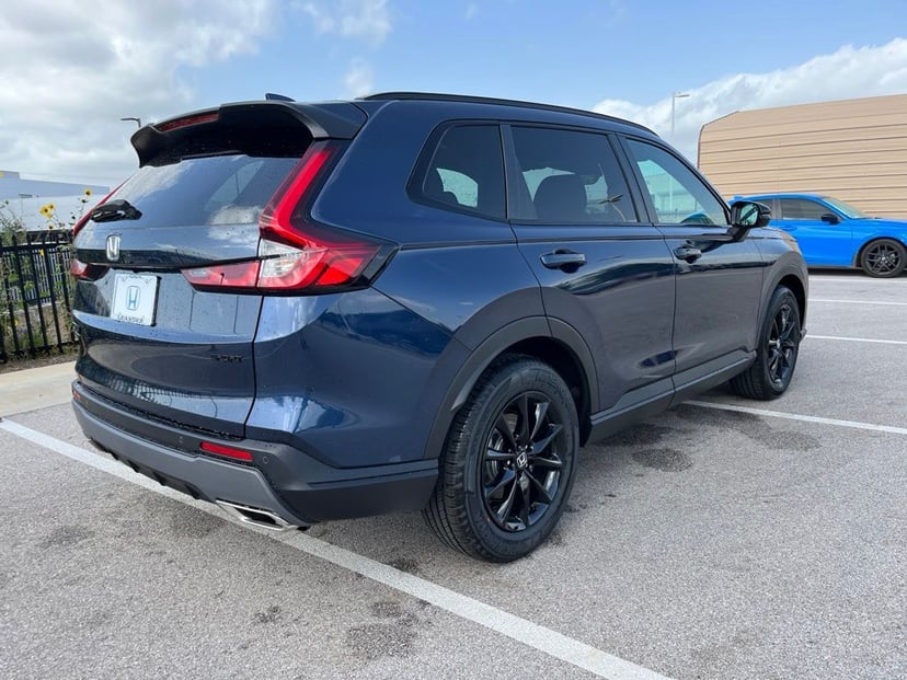 2026 Honda CR-V - Image 2