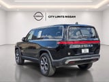 2024 Rivian R1S - Preview 4
