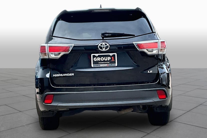 2015 Toyota Highlander - Image 3